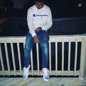 Meet your Posher, Devin